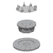 WizKids Deep Cuts Unpainted Miniatures: W5 Magic Dias - Sweets and Geeks